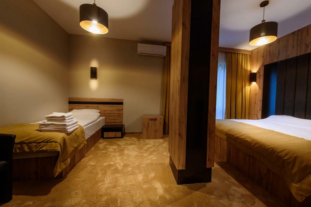 פג'ה Resort Ujevara E Drinit מראה חיצוני תמונה